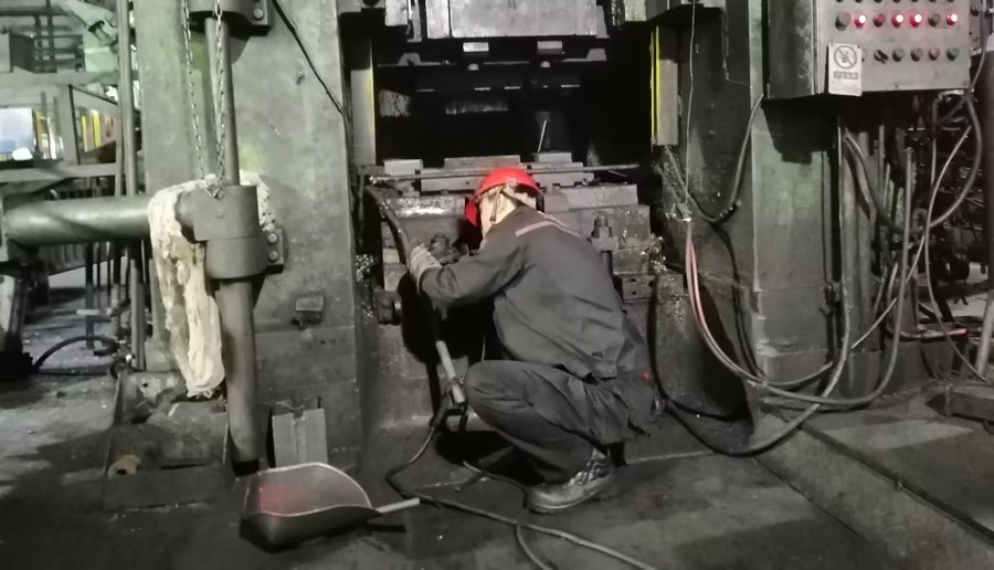 保全工潘朝林.jpg 保全工潘朝林.jpg